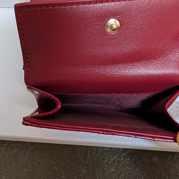 Lady Dior Medium Trifold Wallet - Picture 8 of 13